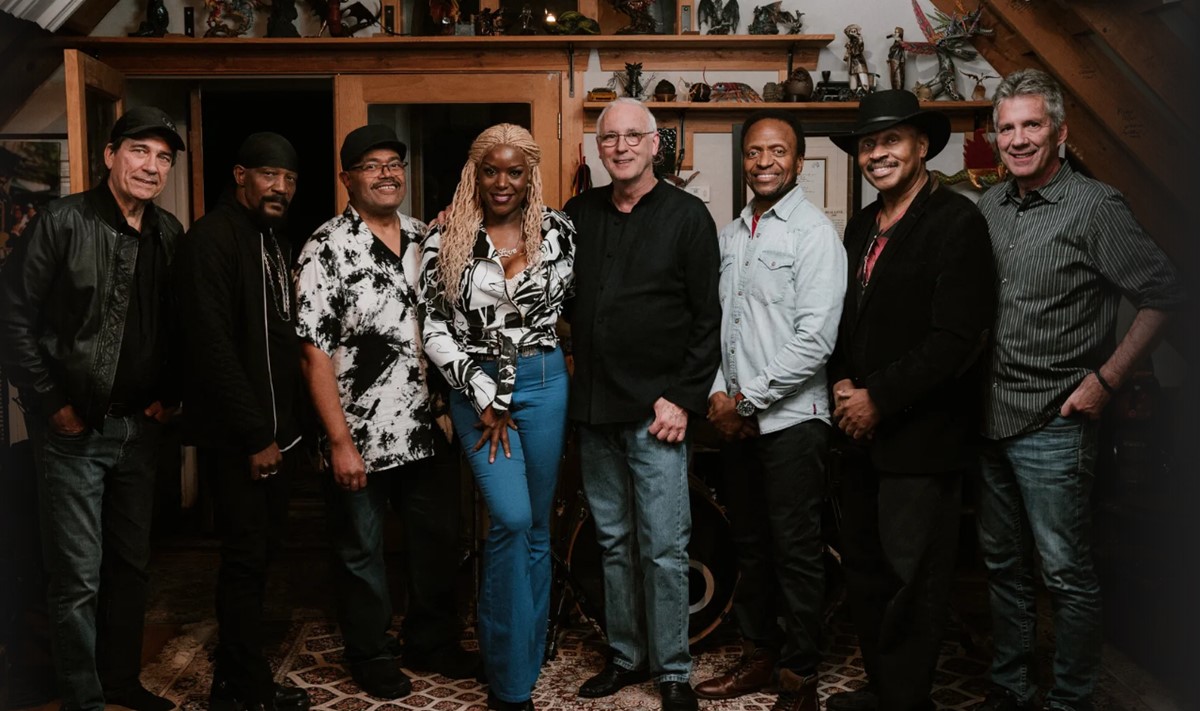 We are delighted to welcome The Paul Reed Smith Band